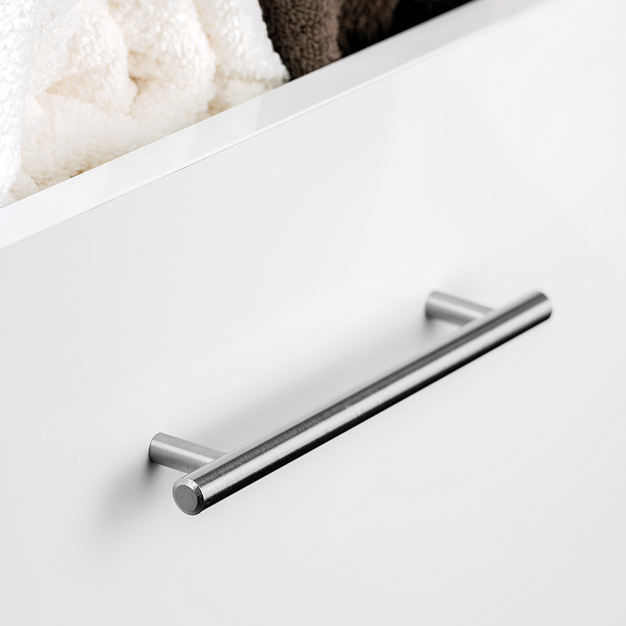 Emuca Tirador para mueble Orlando, L 528 mm, intereje 448 mm, Acero, Niquel Satinado