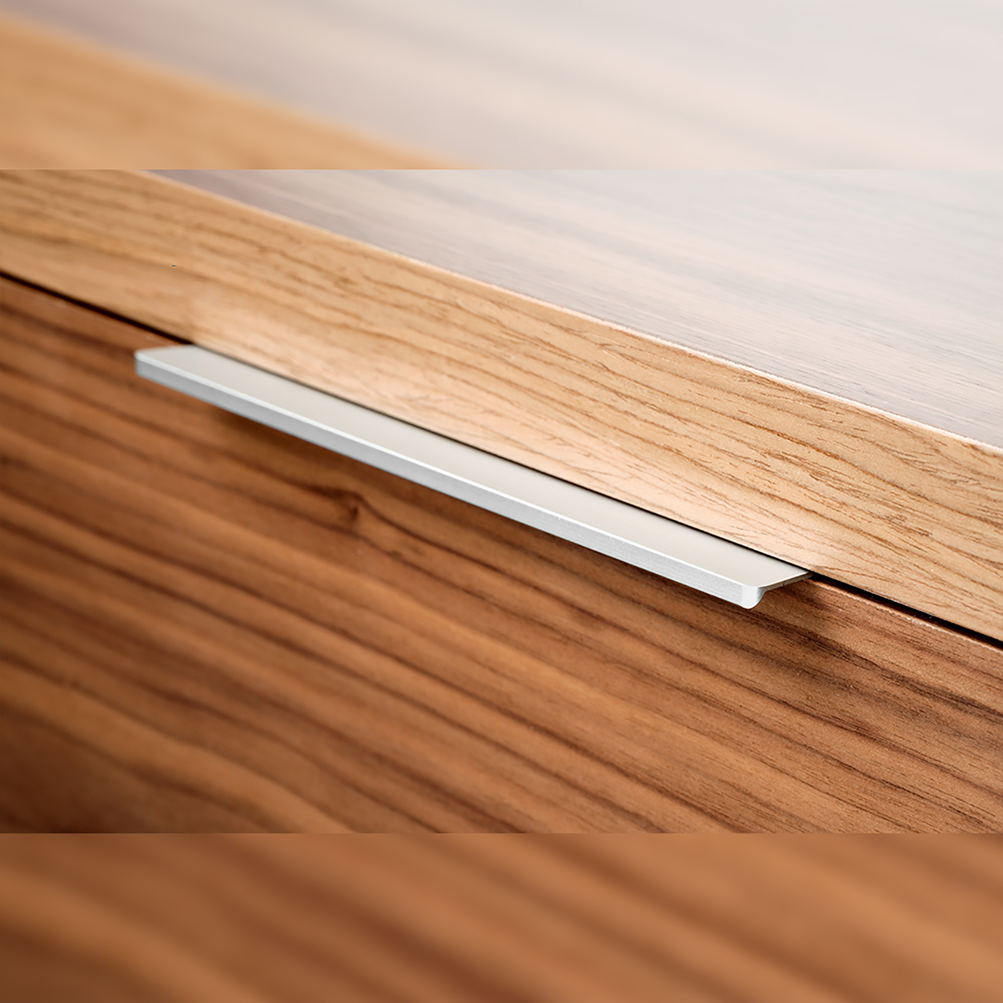 Emuca Tirador para mueble Setubal, L 45 mm, intereje 32 mm, Aluminio, Anodizado mate