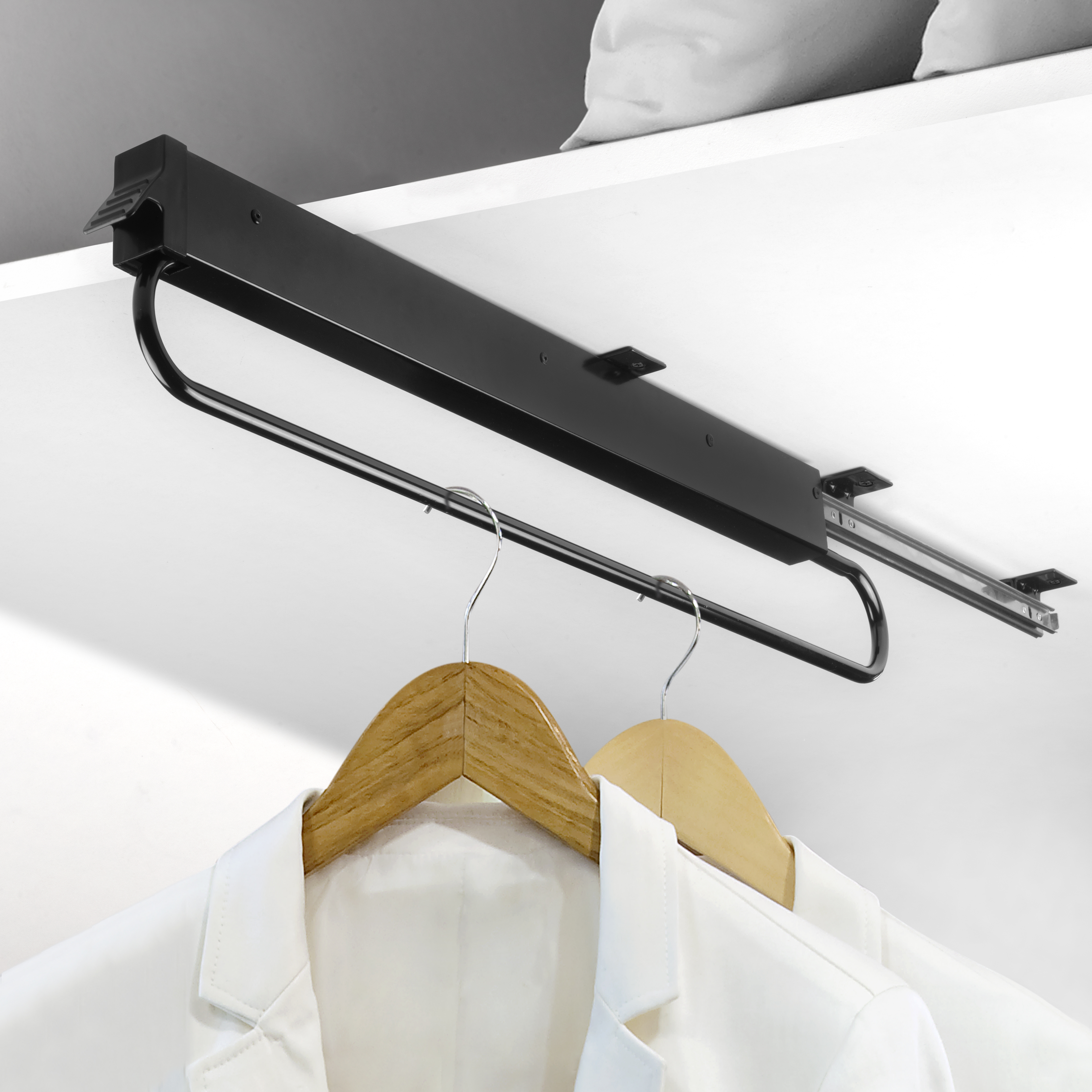 Emuca Colgador extrable para armario gran profundidad Self, 800, Pintado negro, Acero y Plstico