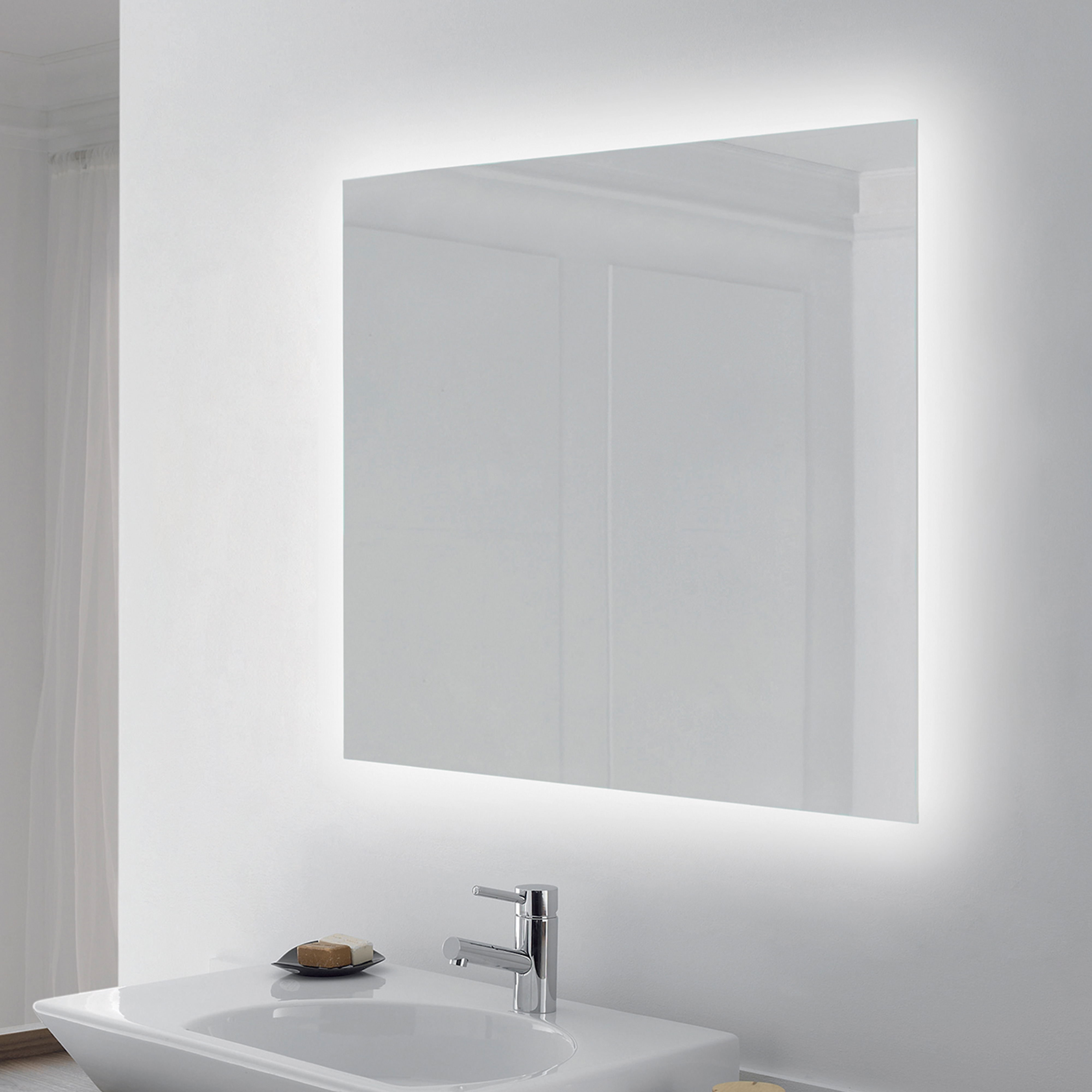 Emuca Espejo Centaurus con iluminacin LED decorativa, rectangular 600 x 800 mm, AC 230V 50Hz, 14 W, Aluminio y Cristal